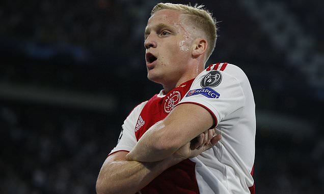 保罗赛点兑现，纽约尼克斯淘汰皇家马德里晋级四强，主帅激动落泪(巴萨历史最强阵容图)